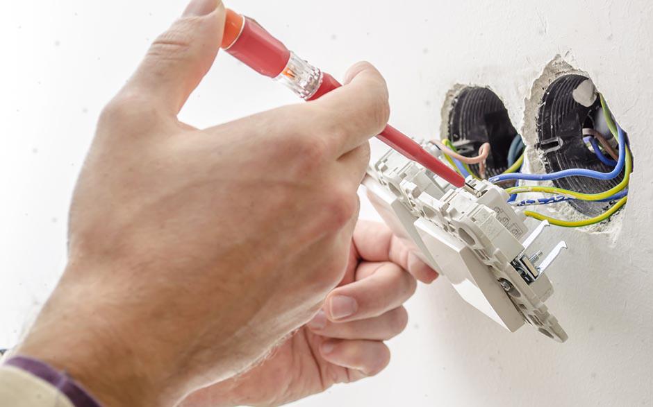 électricien de maintenance Achères
